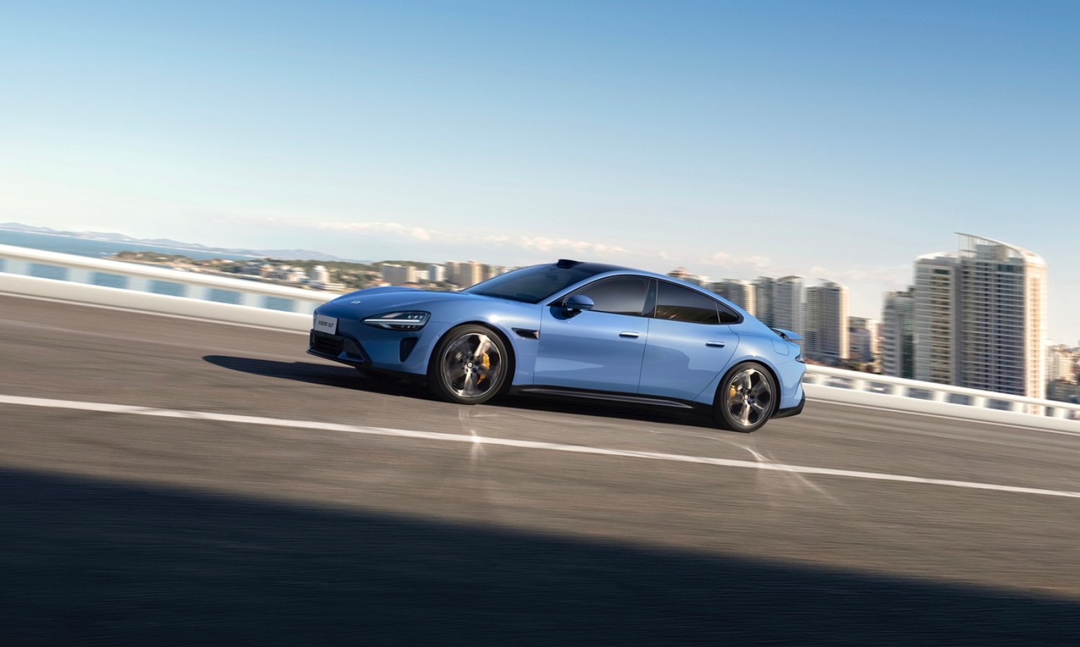 努力爬坡产能的小米，不想重蹈特斯拉覆辙