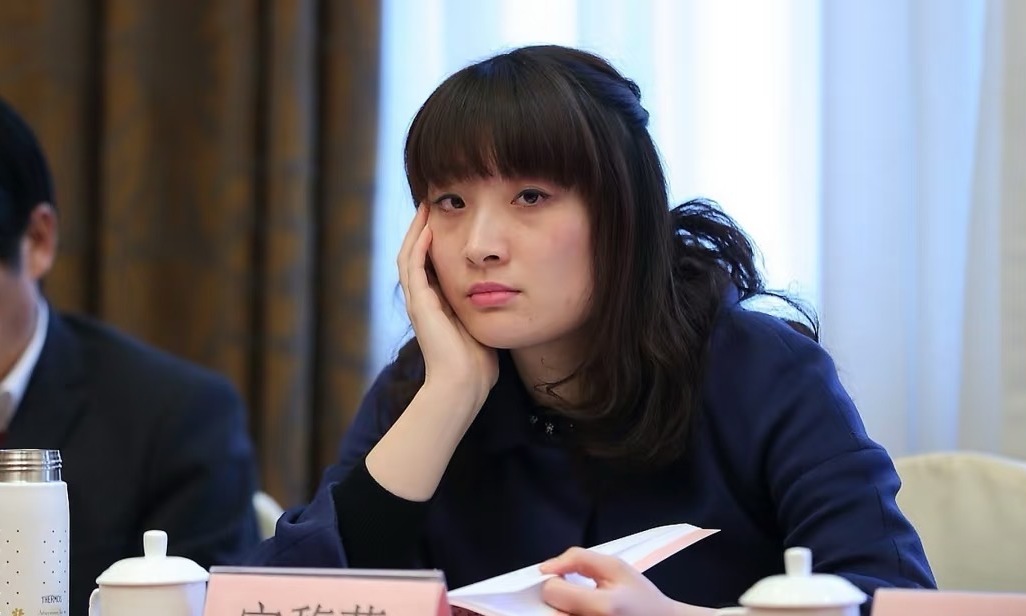 太狠了！宗馥莉辞职第4天，娃哈哈发出“封杀令”