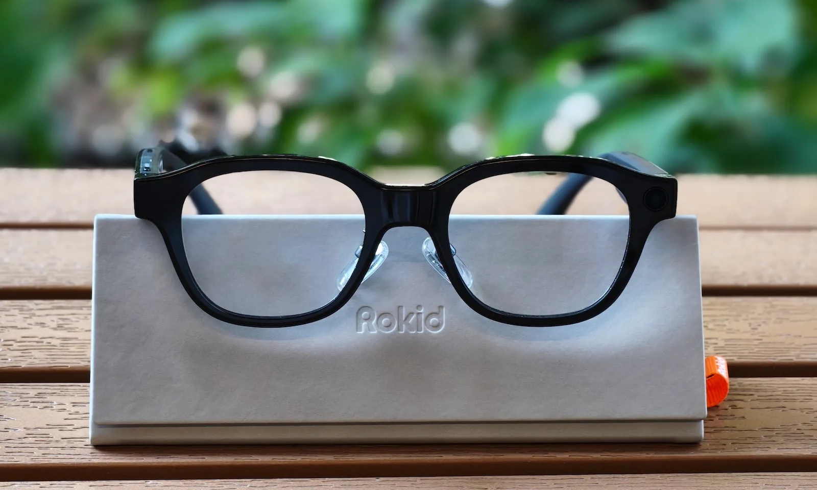 Rokid Glasses 2首发体验：AI眼镜下半场拼的不只是AI，还有「舒适感」