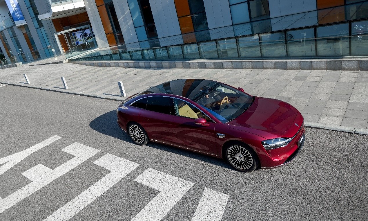 新款享界S9动态评测首发,哨兵模式增强究竟有多好用?