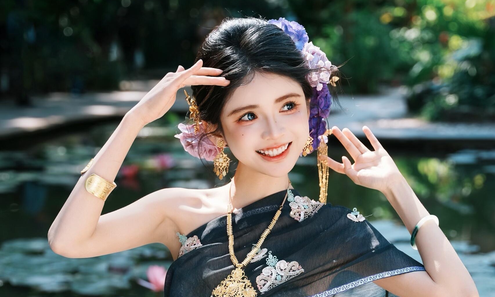 狗头萝莉被嘲卖煎饼博流量?三年摆摊从亏3000到养员工,网友吵翻