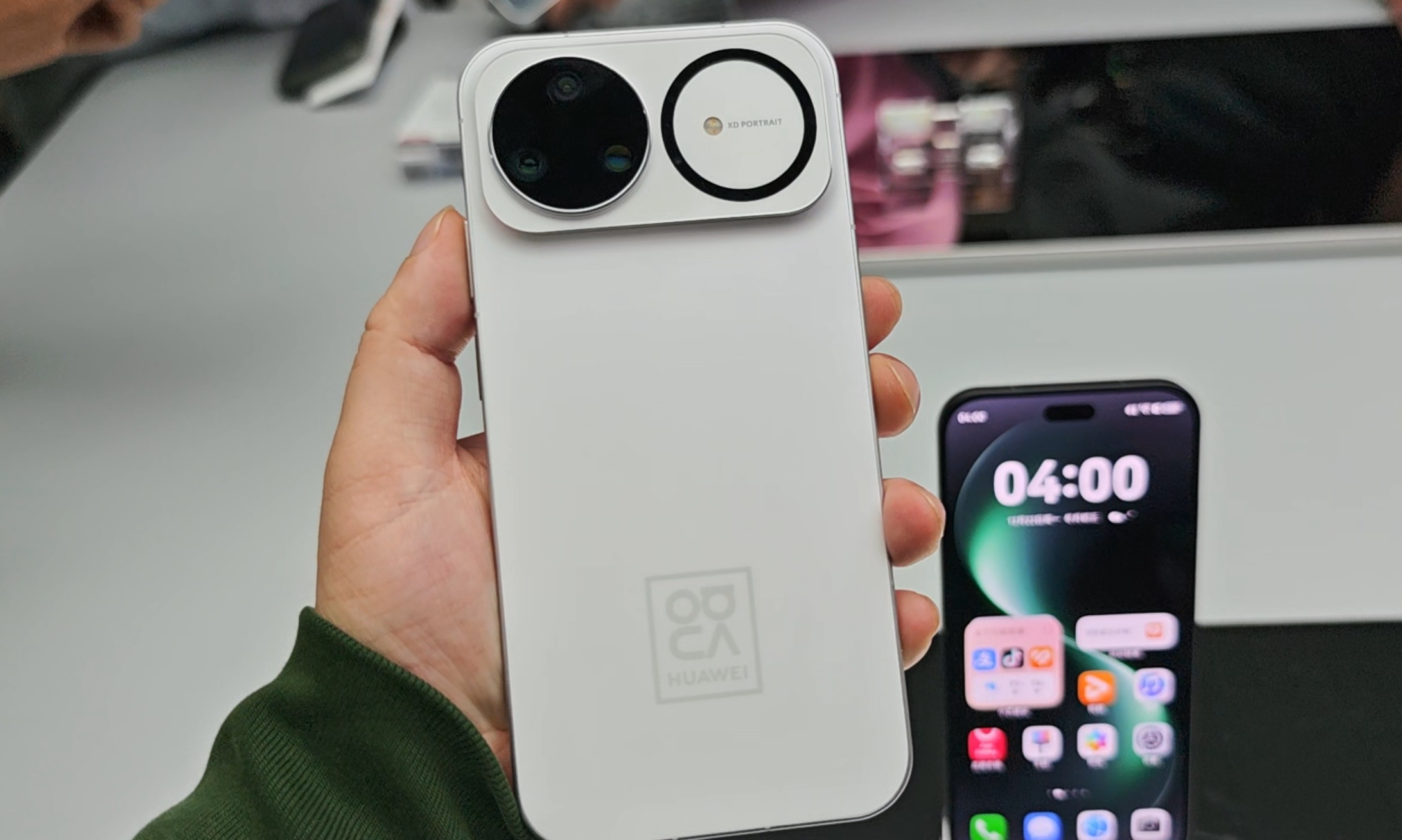 2699元！华为nova 15掀桌：双红枫影像加持，不给友商留活路？