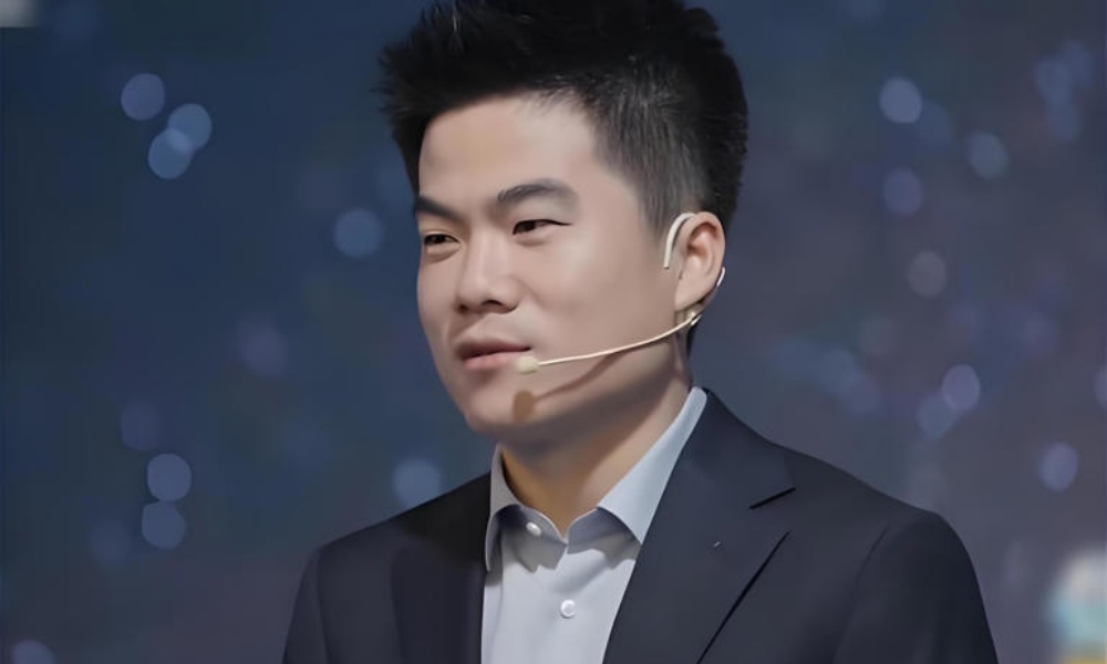 董宇辉也栽了！3·15漂白鸡爪牵连与辉同行，这次真凉了？