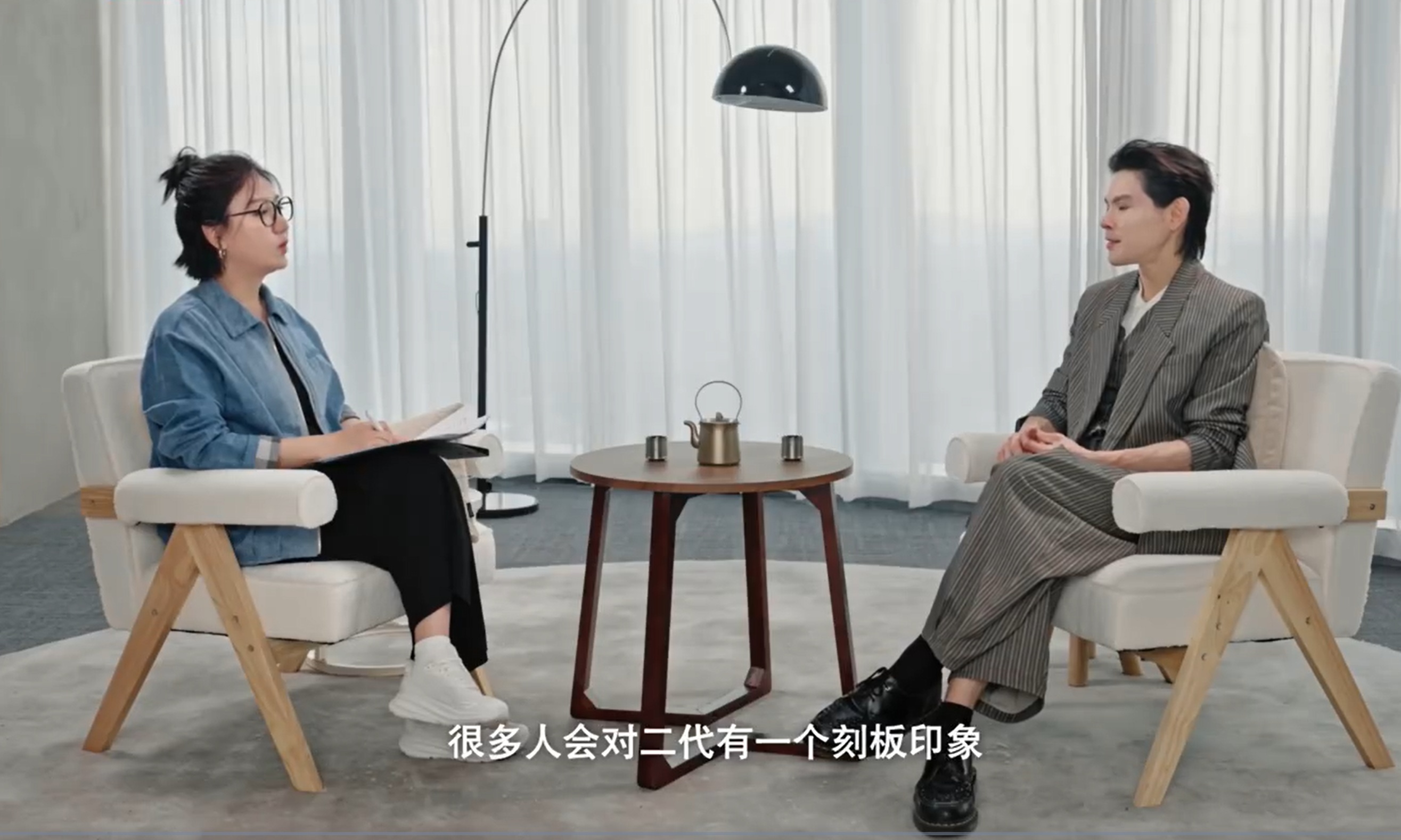留几手坐不住了！吐槽向佐访谈洗白自己，戏称也要自我访问自证