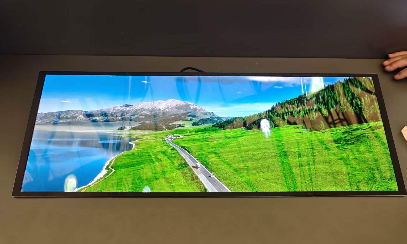 卷完分区卷AI！TCL华星/海信们狂卷新技术，AI显示未来已来