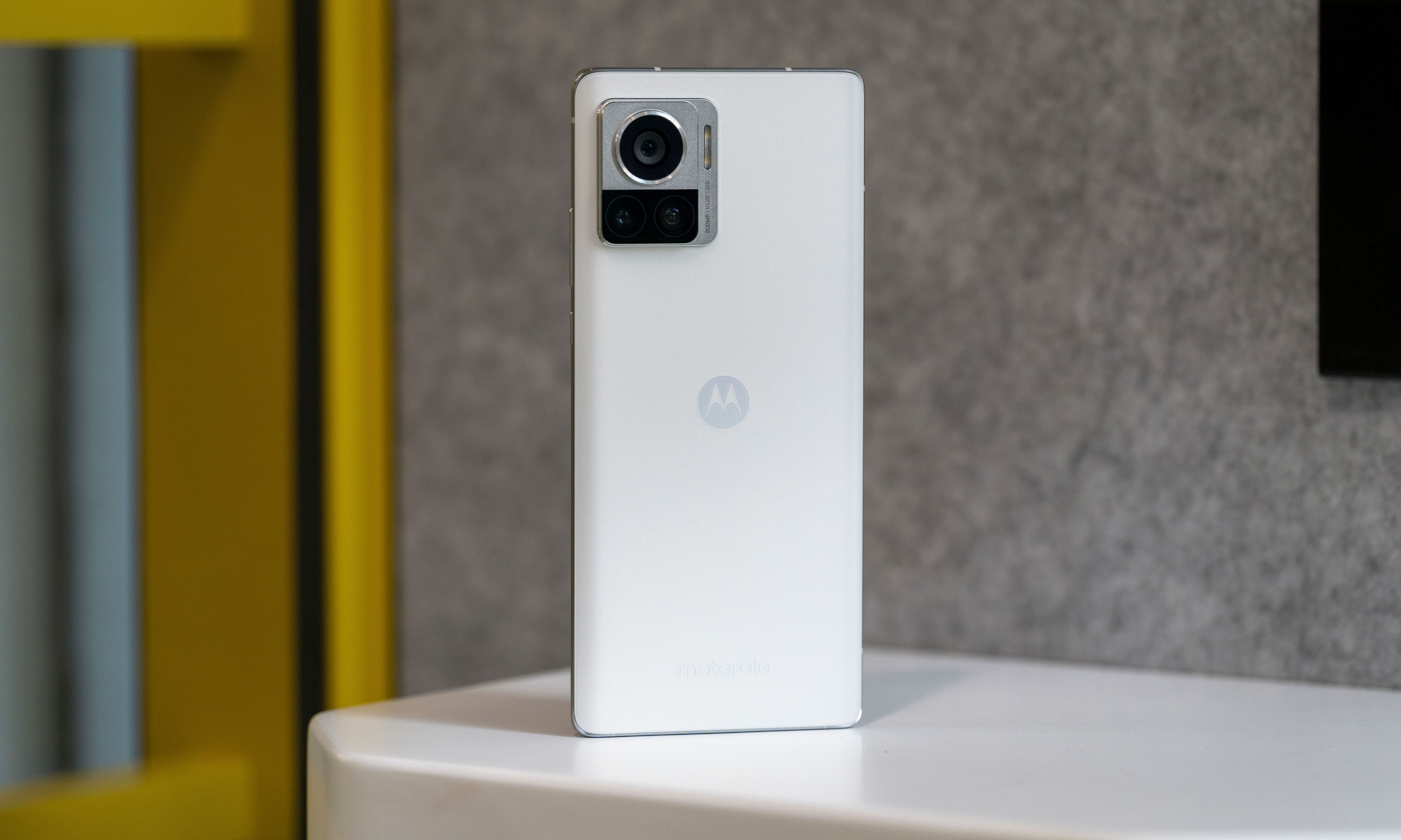 moto X30 Pro体验：以旗舰姿态回归，真的没短板