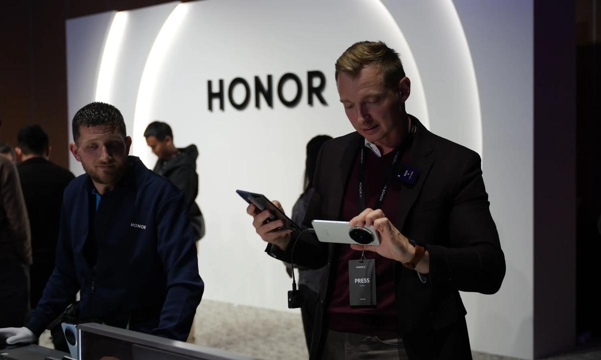 10天签约张雪！荣耀这回真杀疯了