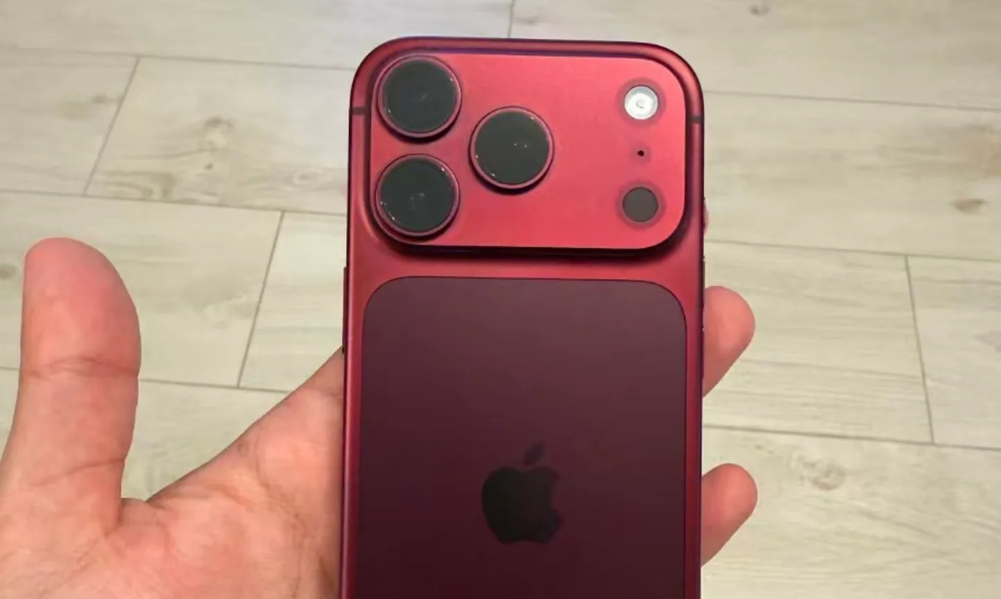 iPhone 18 Pro出“新款”，渐变色都来了？