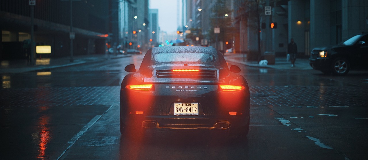 porsche-1851246_1280.jpg