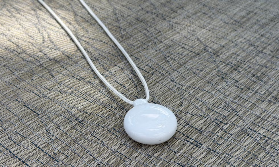 129美元的AI吊坠，被2600w人围观，却还是翻车了…