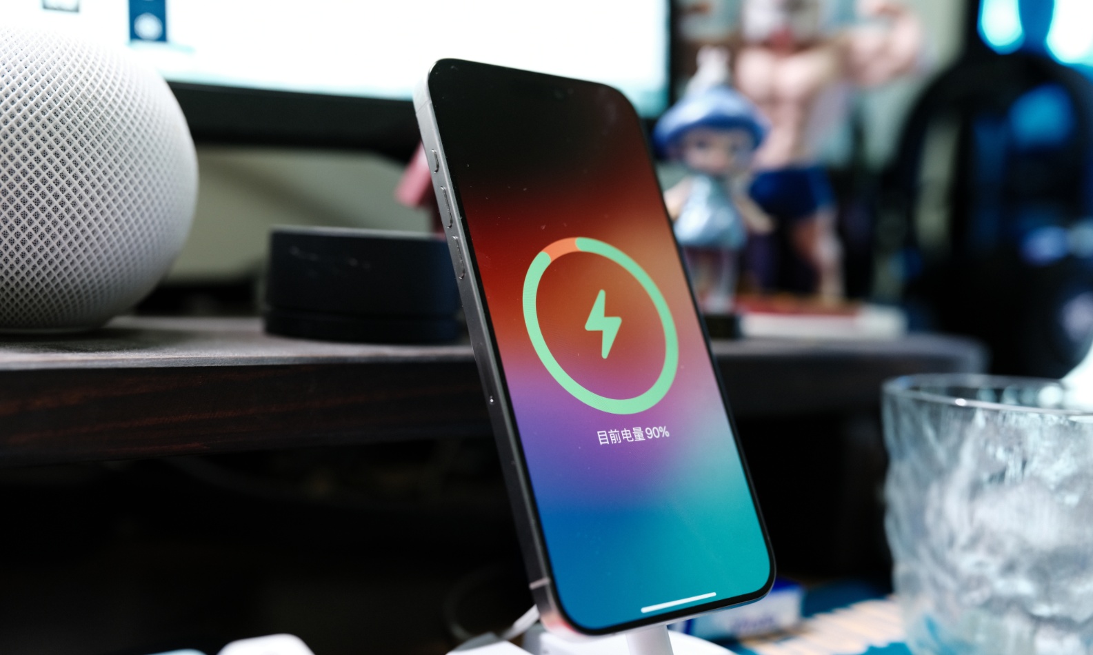 iOS 17安装率断崖式下滑，苹果生态优势被削弱