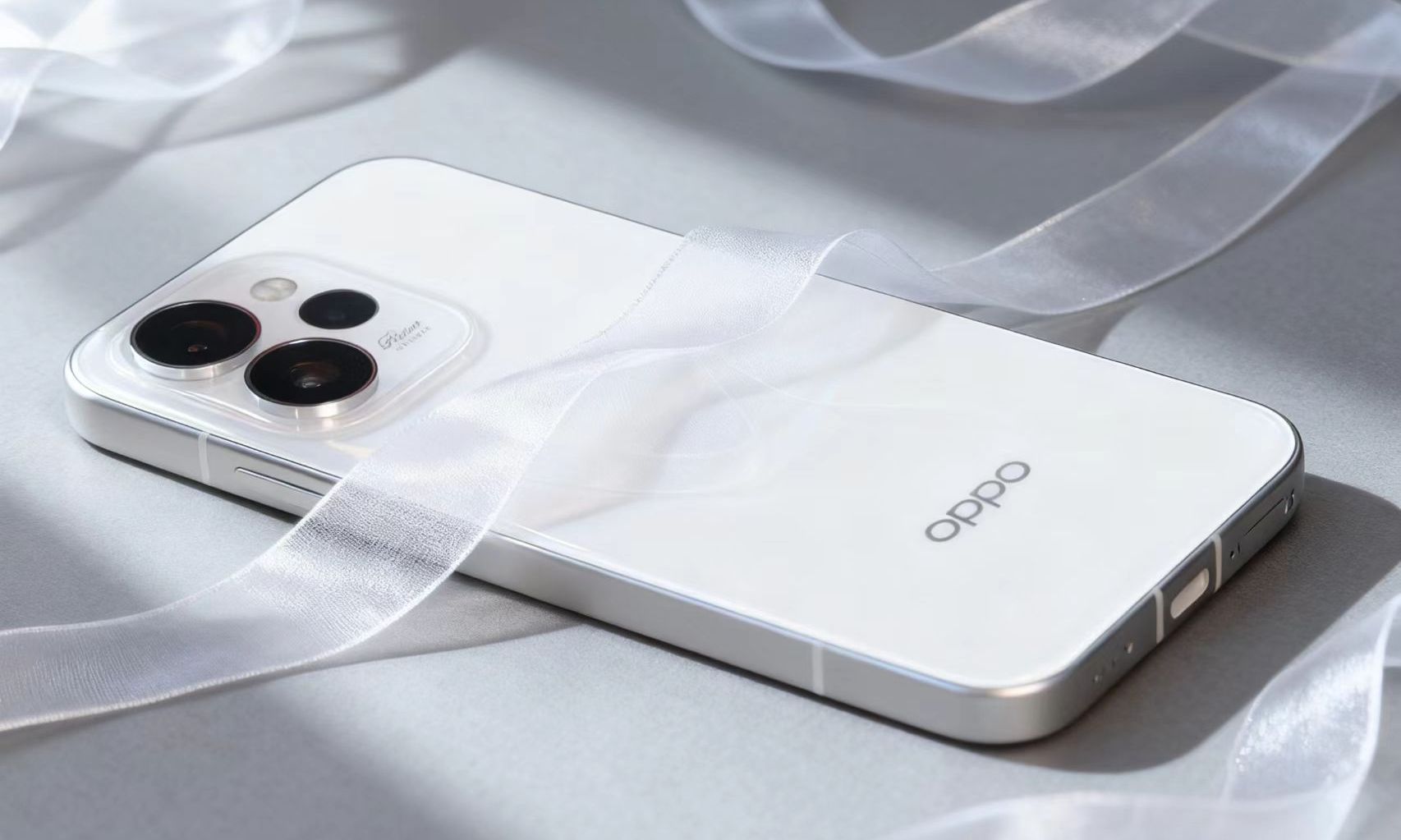 OPPO Reno15上手:颜值高续航强,趋于全能的小屏机?