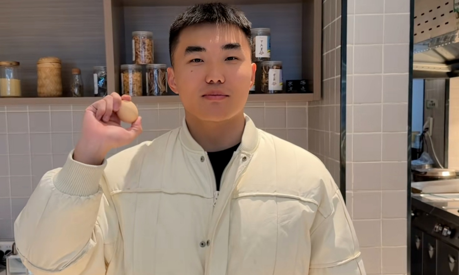 翻车太快了！抖音“蛋神”狂揽400万后开公司，被全网骂惨