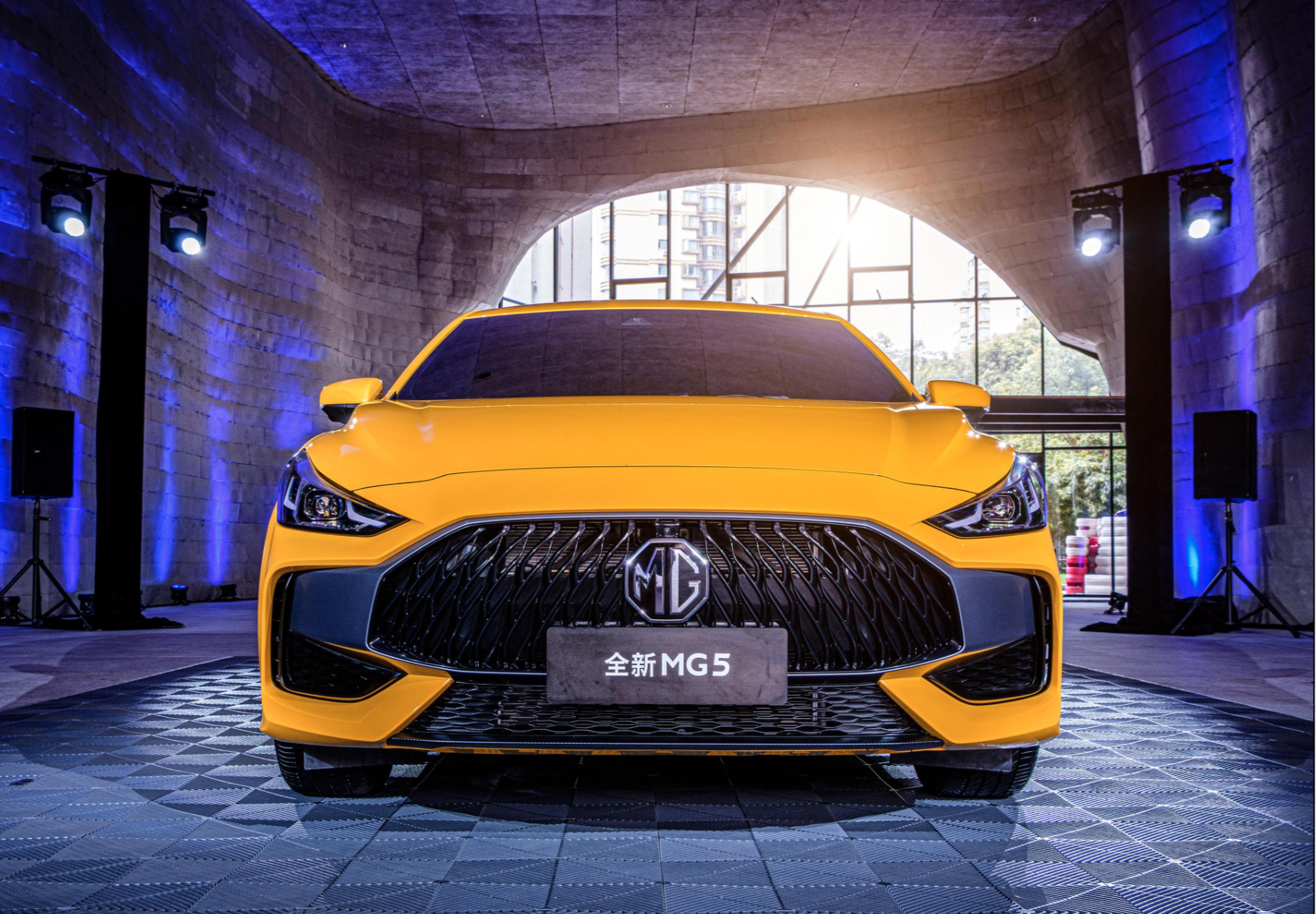 外观凶狠,动力充沛,这就是年轻人的第一台小钢炮?