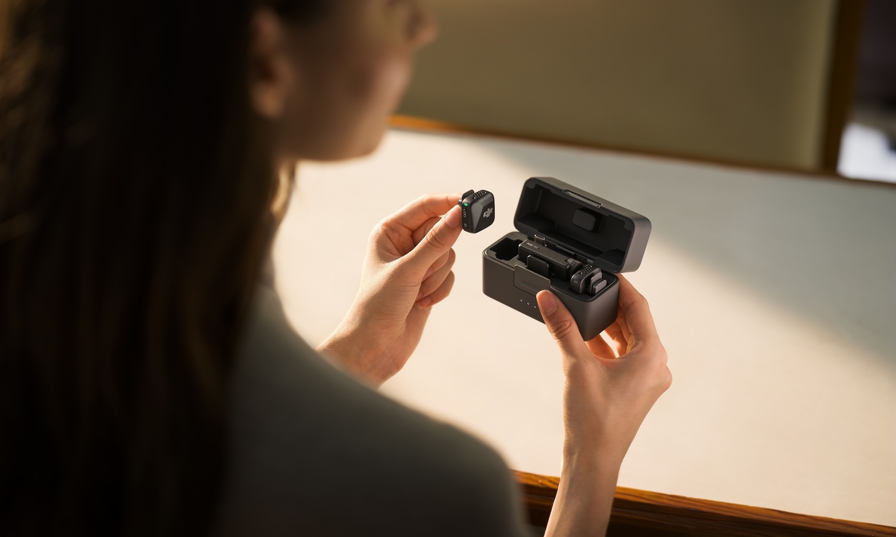 小巧与便携的极致：DJI Mic Mini如何重新定义创作者需求？
