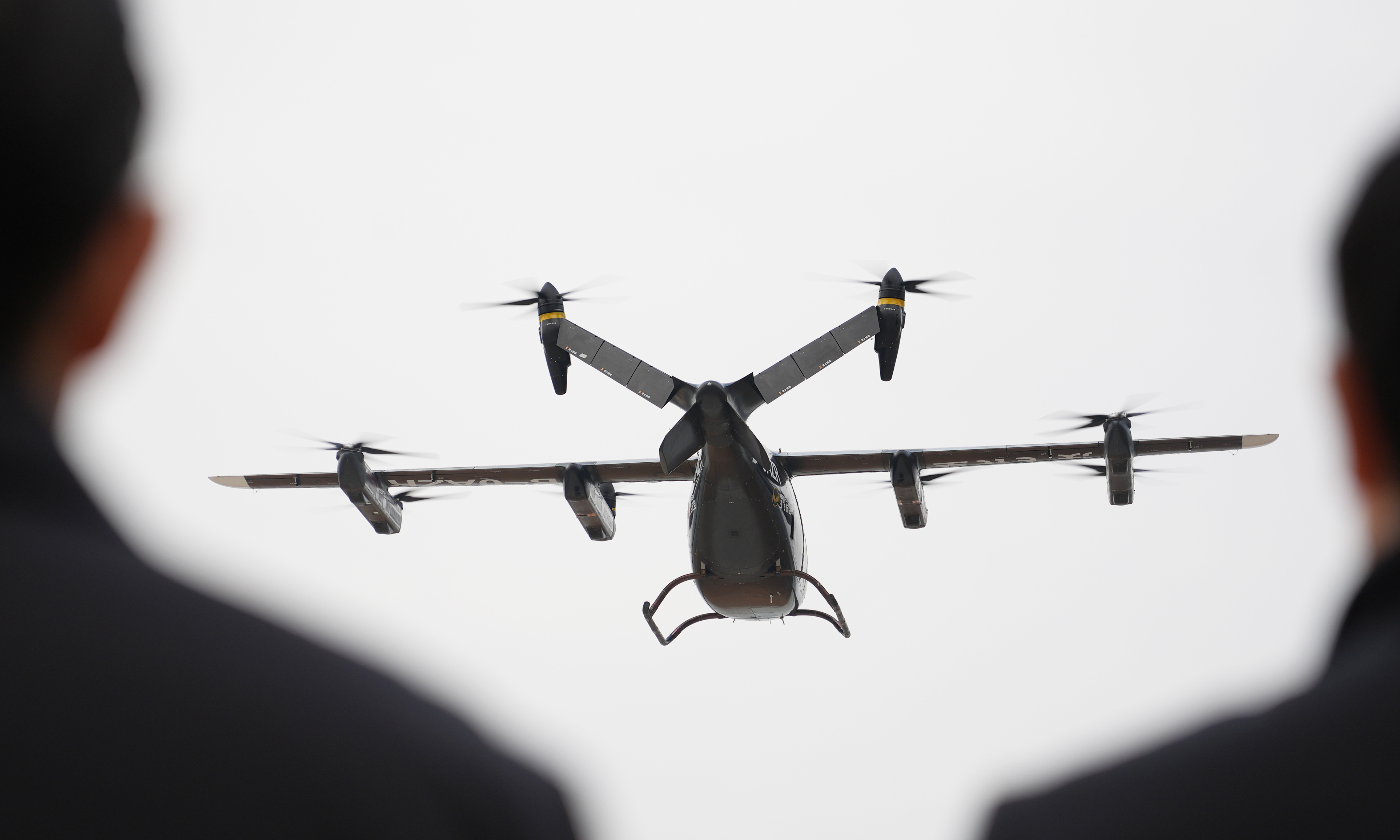 吉利小鹏纷纷入局！车企跨界飞天，eVTOL飞行汽车成了新主线