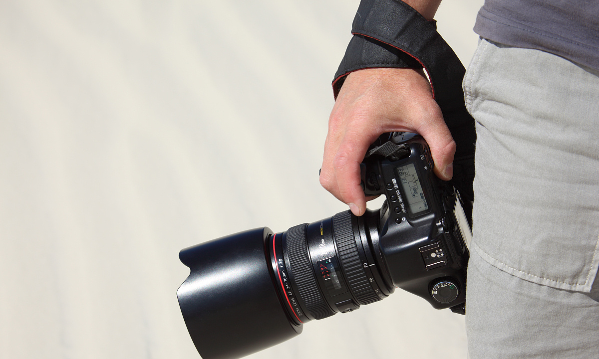 佳能主动求联名，但手机品牌不大够用了