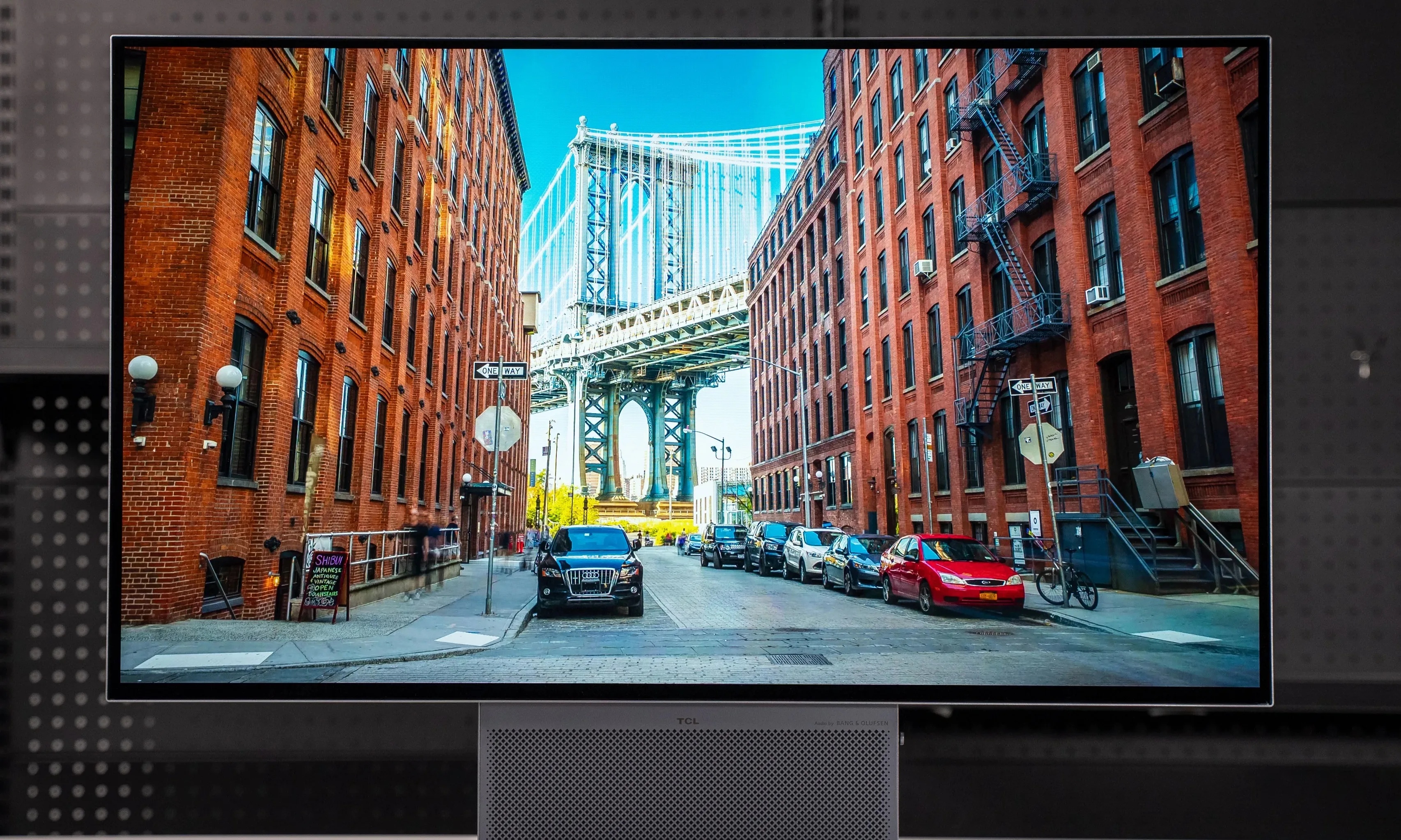 不止为电竞！TCL X3B重新定义高端OLED显示器