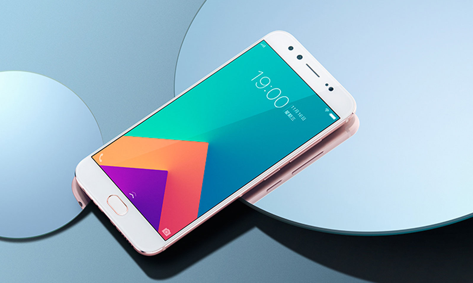 厉害了我的vivo:自拍手机登上可乐瓶