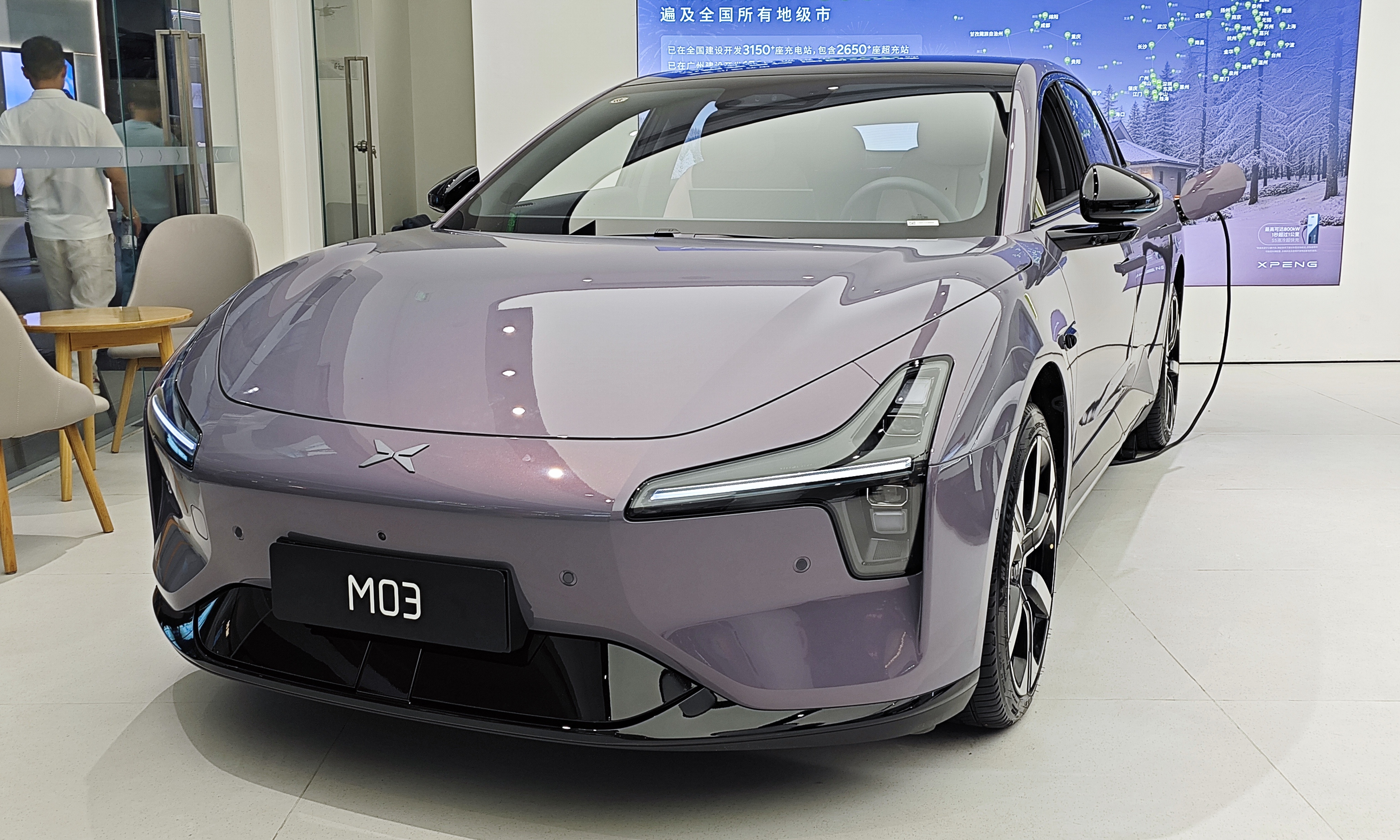 舒适、智能再升级！抢先试驾新款MONA M03