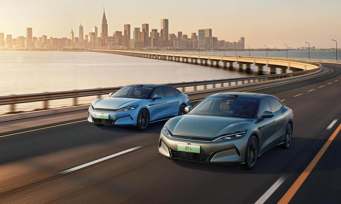 OTA进阶及新车色发布，比亚迪唐L置换补贴后售价21.48万元起