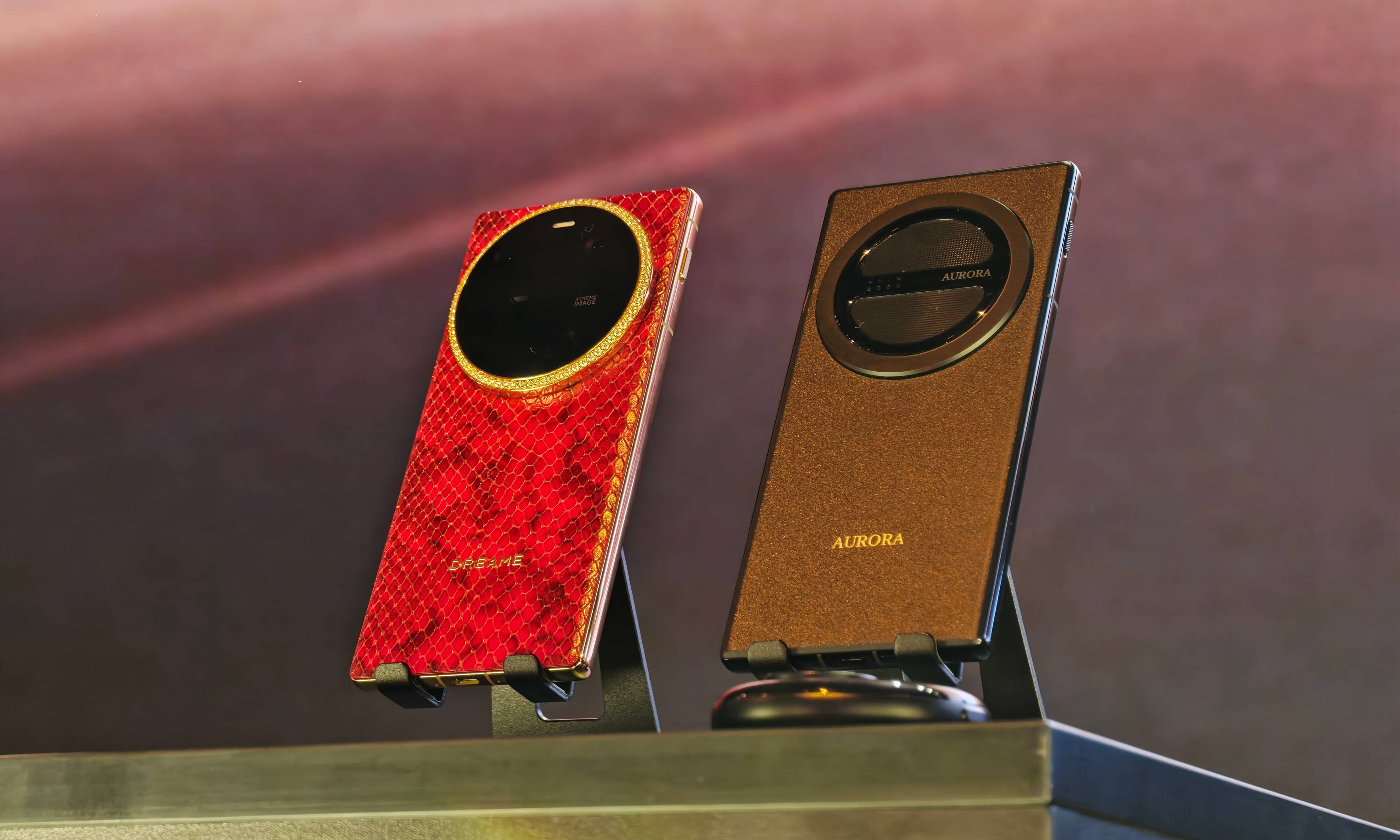 追觅手机现场直击：价格成谜、芯片未知！要用AI硬刚高端市场？