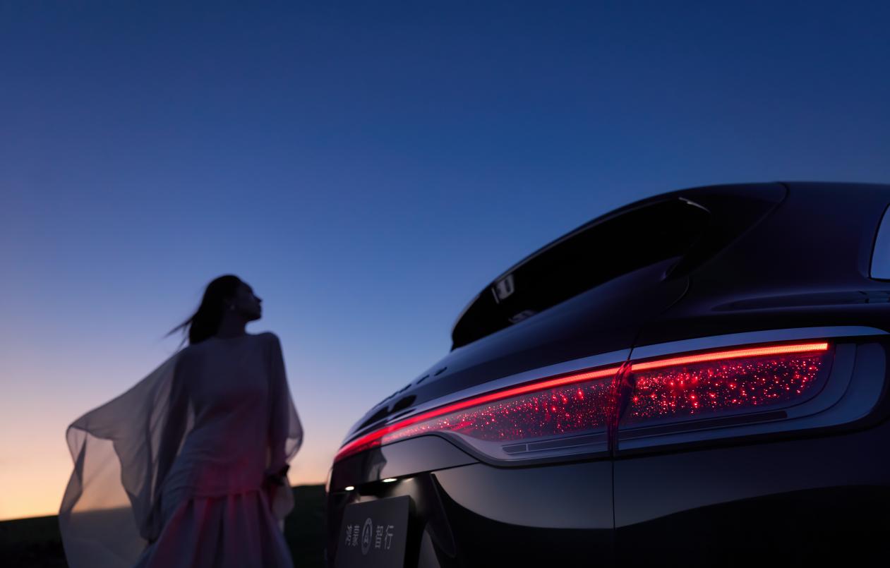 黑武士女主星云尾灯_全画幅_JPG