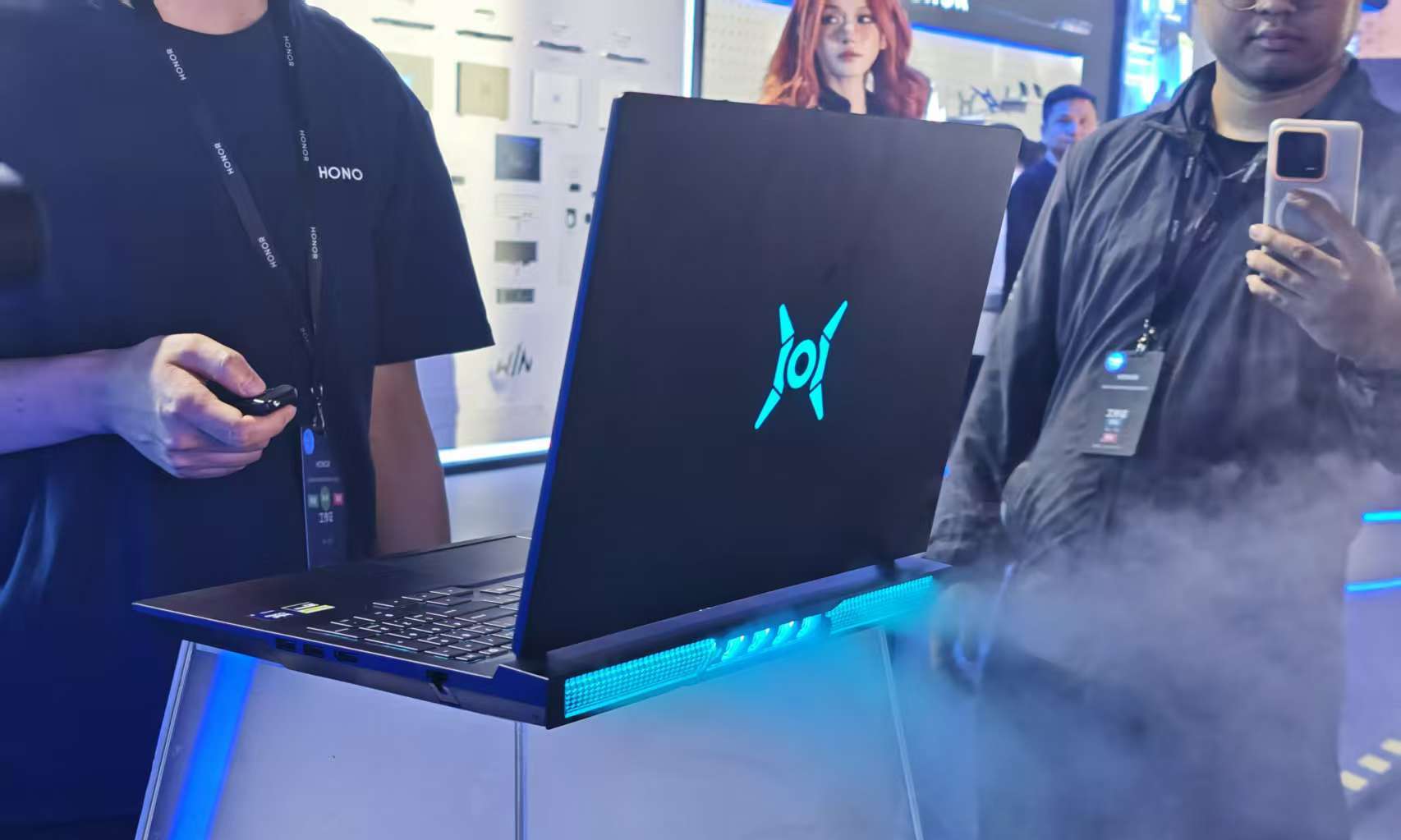 9199元起！荣耀WIN游戏本发布：满血双芯强无敌，要硬刚拯救者？