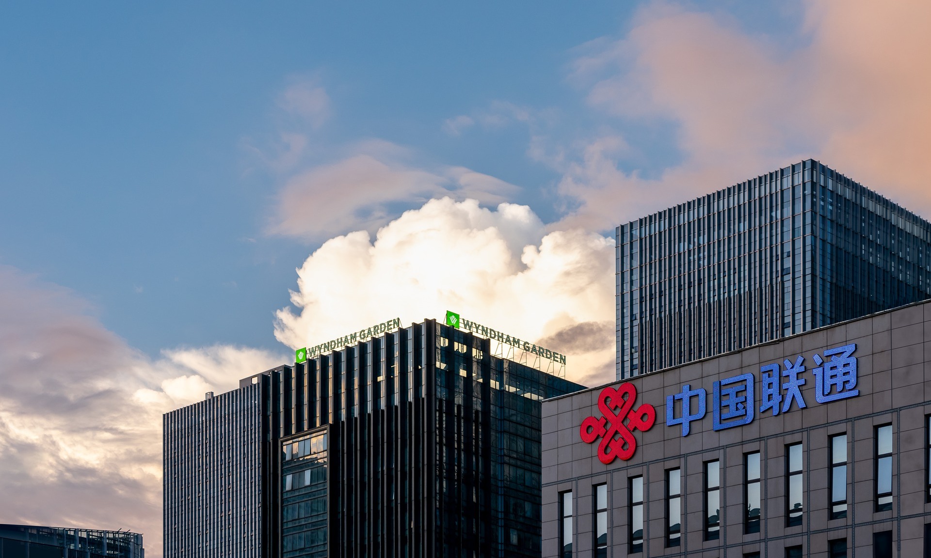 要跟广电硬碰硬？联通王卡19元套餐有点给力：猛送70GB流量