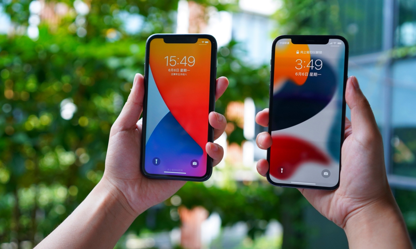 七年前的老iPhone：在小红书被捧上神坛，却被苹果打入冷宫