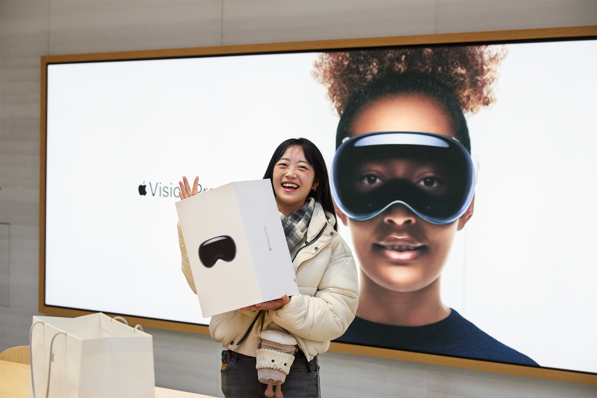 Apple-Vision-Pro-availability-customer-purchase.jpg
