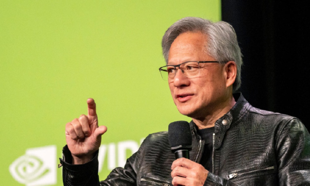 中国芯真要爆！黄仁勋亲口承认：华为取代英伟达只是时间问题