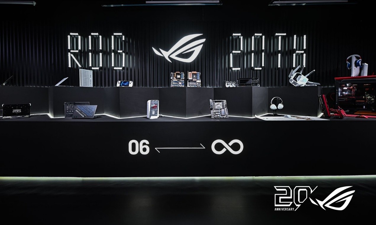 ROG 20周年 给粉丝搭了一个信仰殿堂