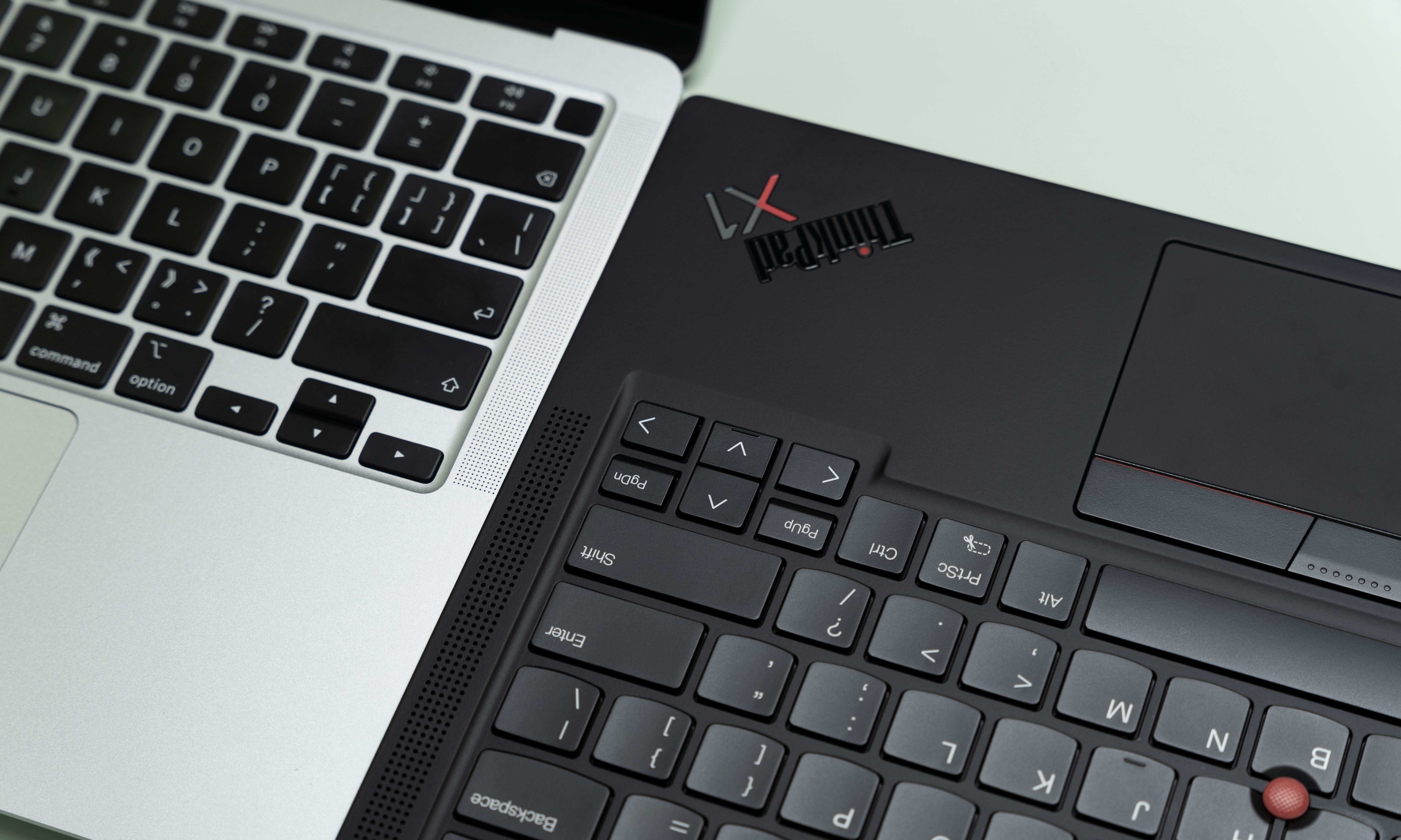 两大旗舰轻薄商务本对决：ThinkPad靠十二代酷睿逆袭？