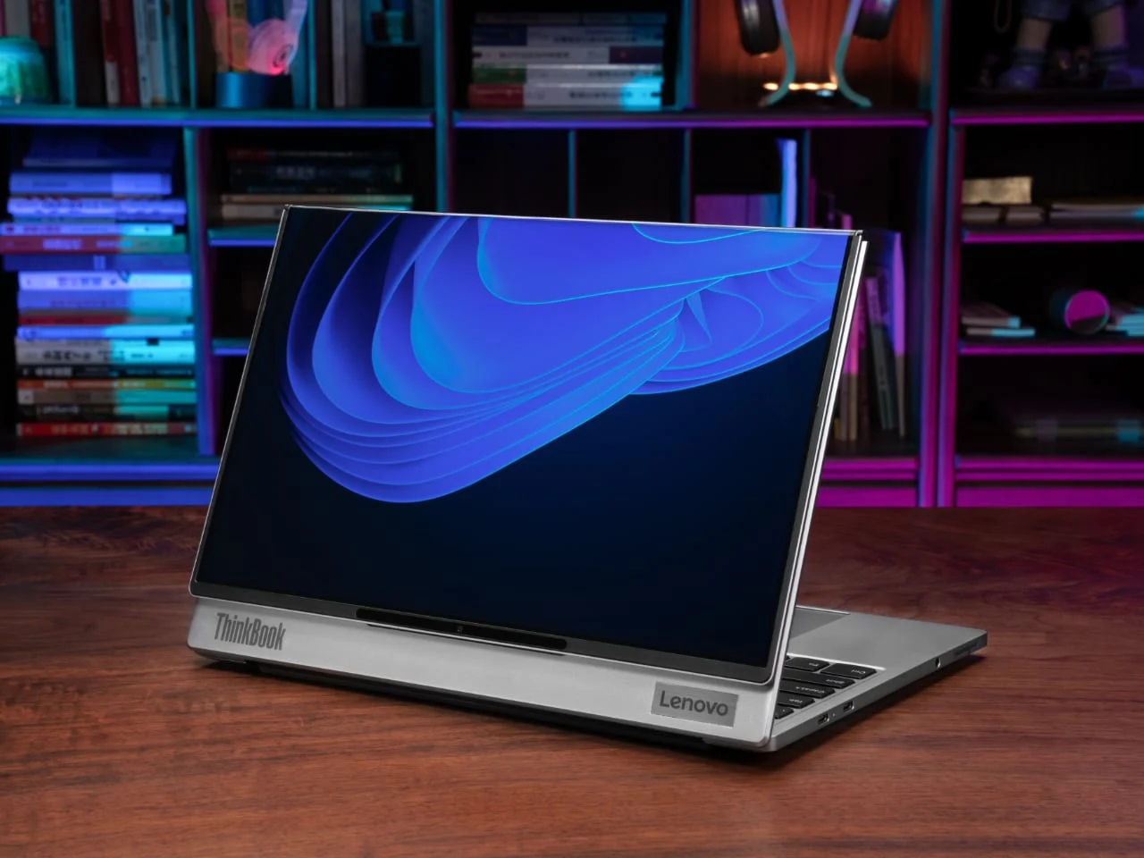 ThinkBook-Flip-AI-PC-concept-2.jpg