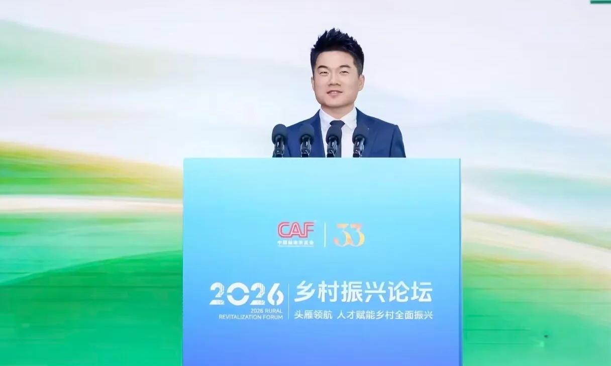 离谱！董宇辉一句话让无数人破防：做电商谁不挨骂？