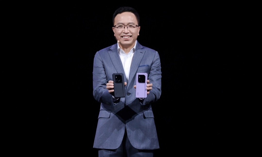 保时捷设计登场!荣耀Magic 6影像逆天,AI直接炸翻全场