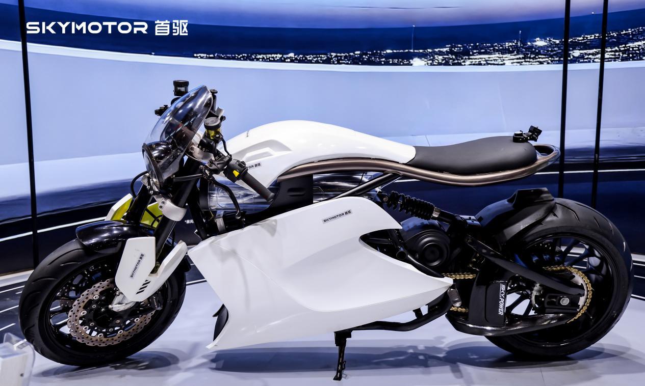 155km/h！首驱超高速电摩创国内极速新高，目标直指F1赛道